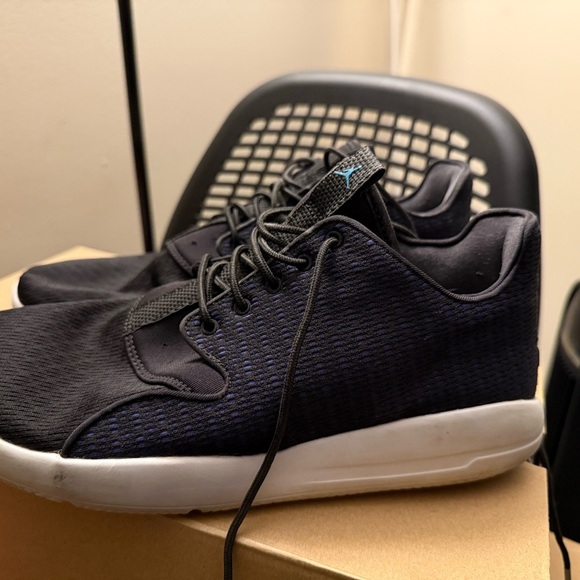 Air Jordan Eclipse, Mens 9.5 Jumpman Shoes Lightweight Basketball - Picture 1 of 4